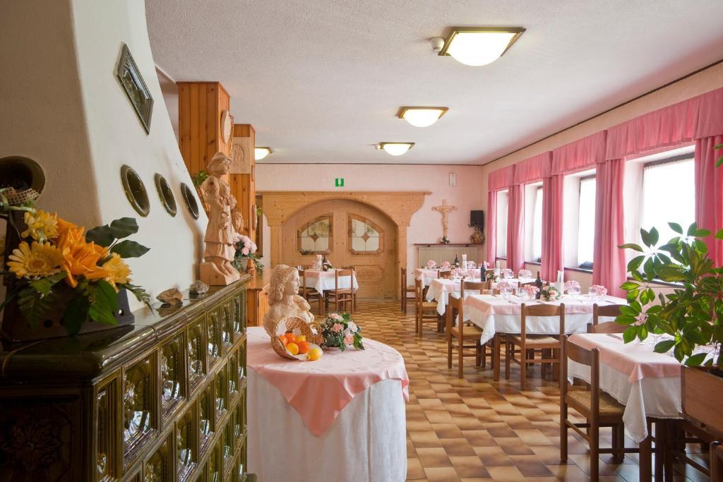 Albergo Negritella Borgo Valsugana Екстер'єр фото